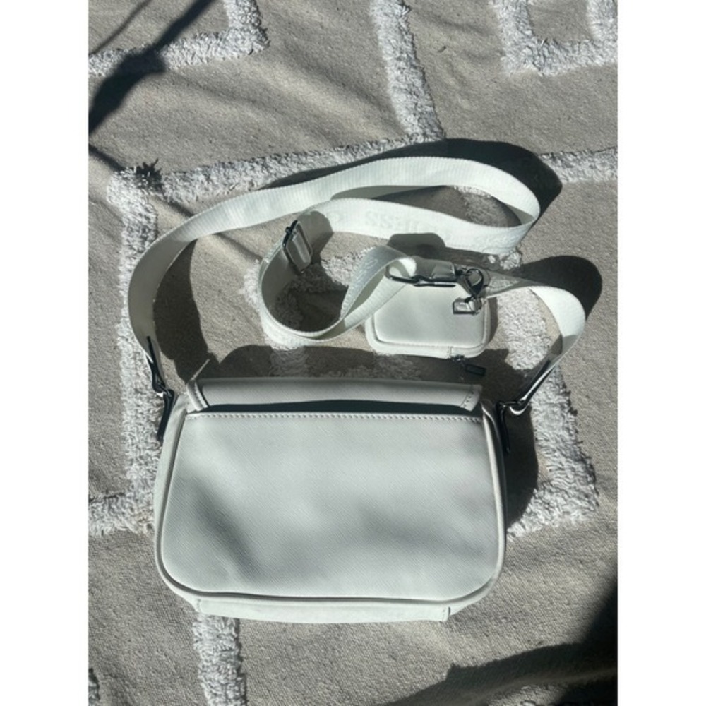 Guess Crossbody Bag - Picture 6 of 6